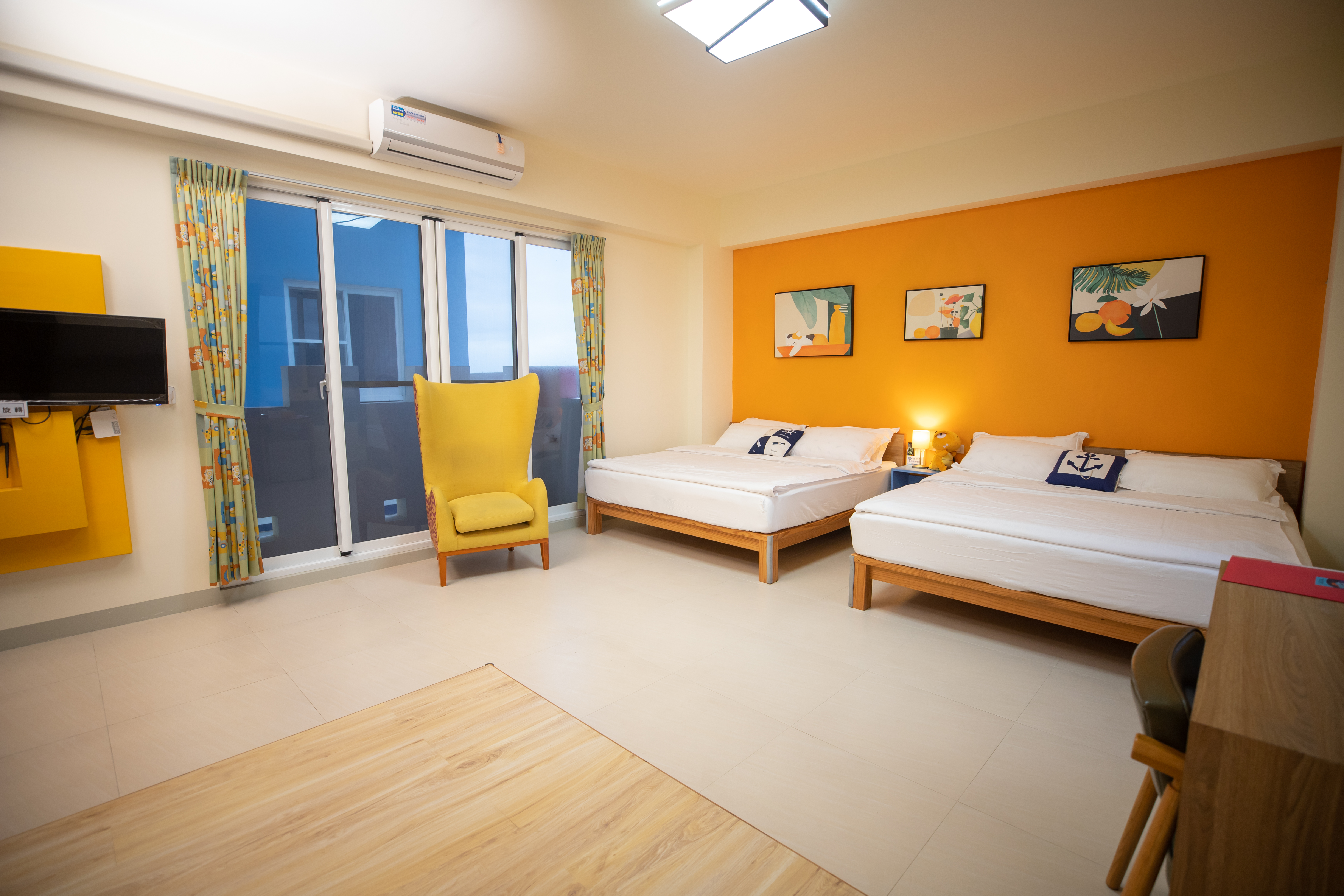 澎湖旅遊-桔子橙四人房